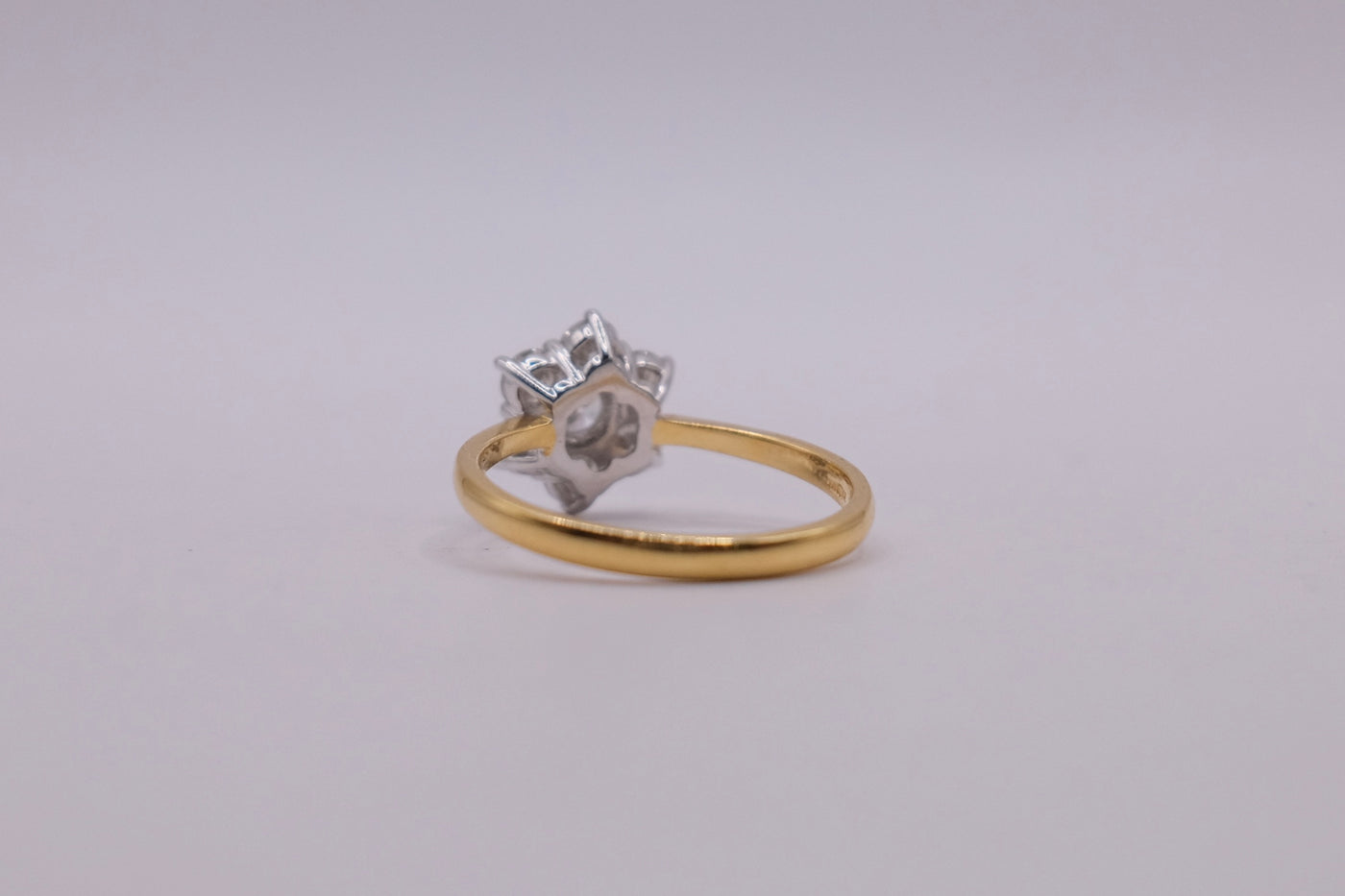 18ct Diamond Ring