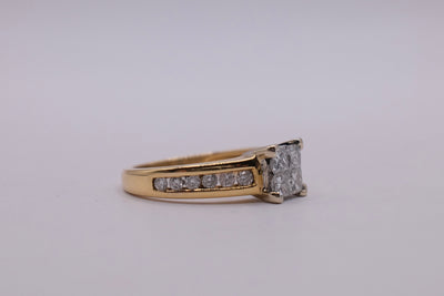 18ct Diamond Ring