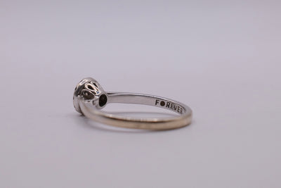 18ct Diamond RING