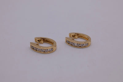18ct Yellow Gold Diamond Earrings