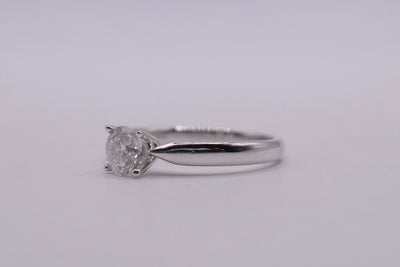 18ct Diamond Ring