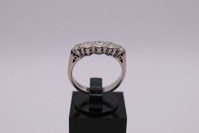 18ct Diamond Ring