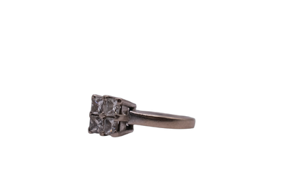 18ct White Gold Ring
