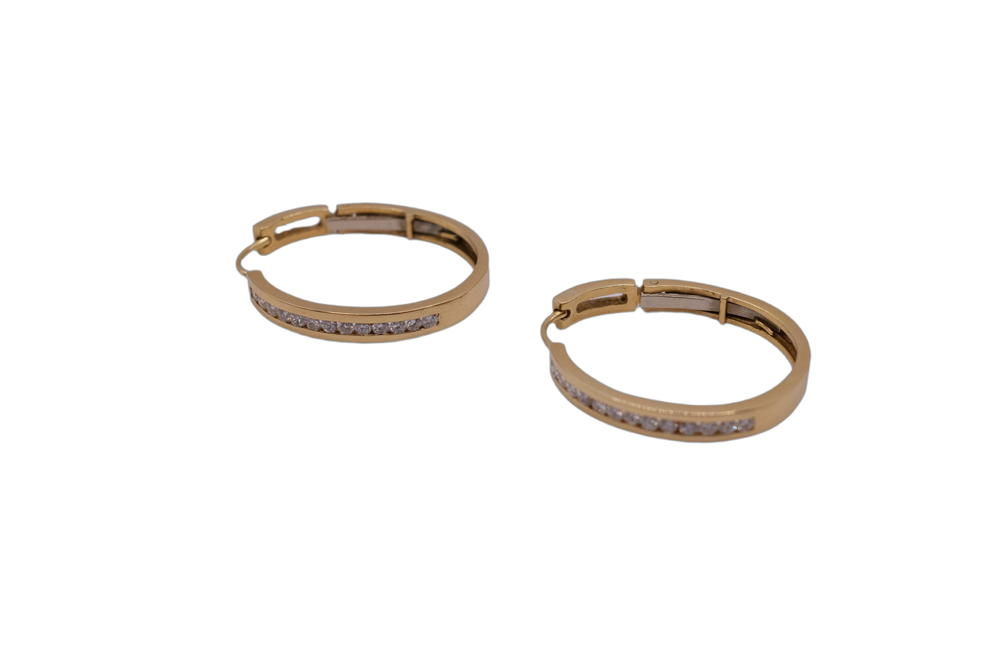 18ct Yellow Gold Diamond earrings