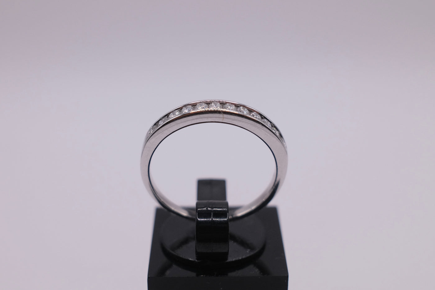 18ct Diamond Ring