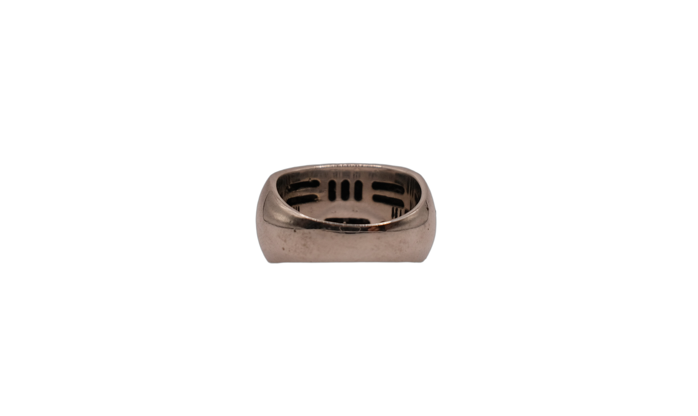 18ct Ring