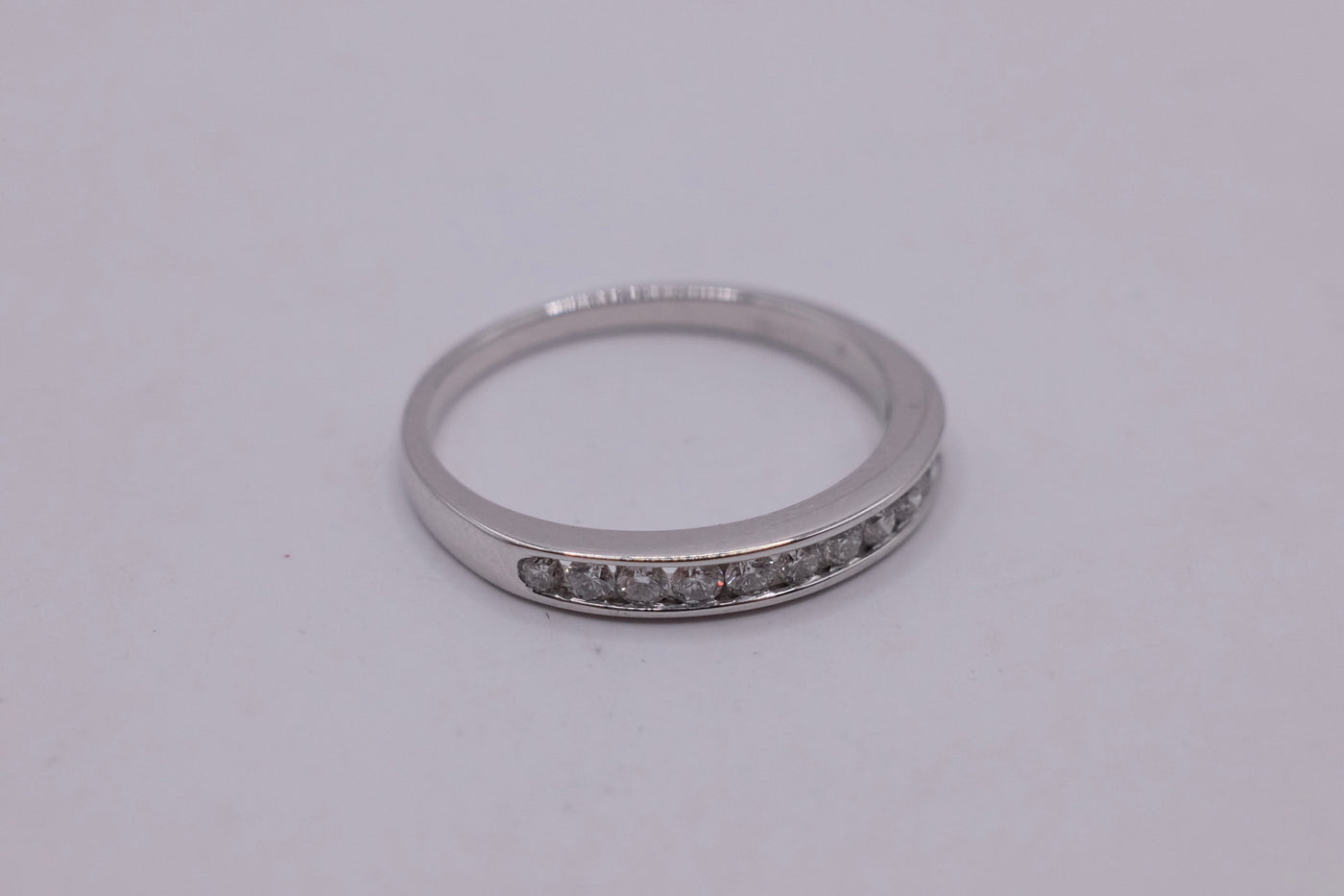 18ct Diamond Ring