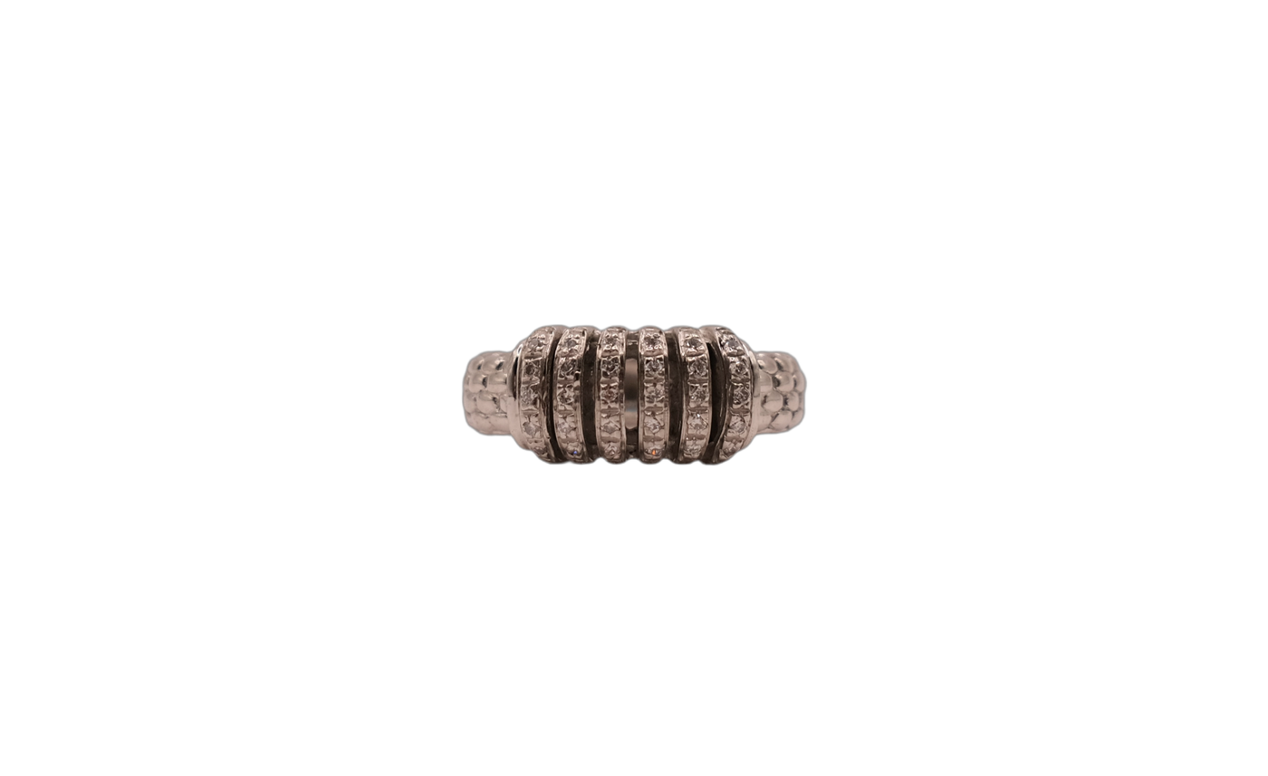 18ct Fope Ring
