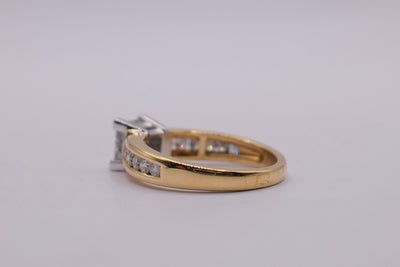 18ct Diamond Ring