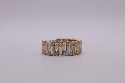 18ct CZ Ring