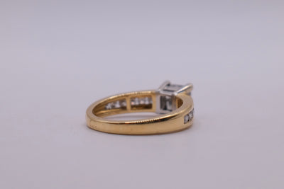 18ct Diamond Ring