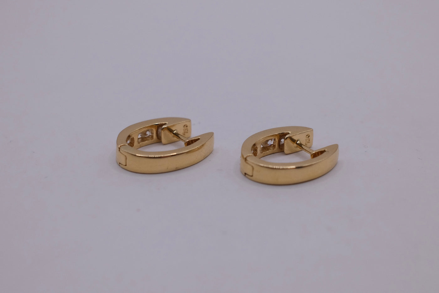 18ct Yellow Gold Diamond Earrings