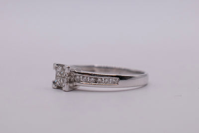 18ct Diamond Ring