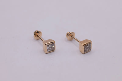 14ct Diamond Earrings