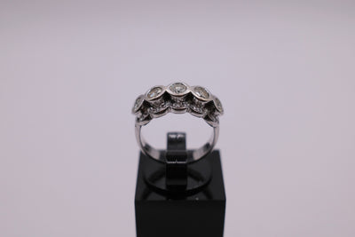 18ct White Gold Ring