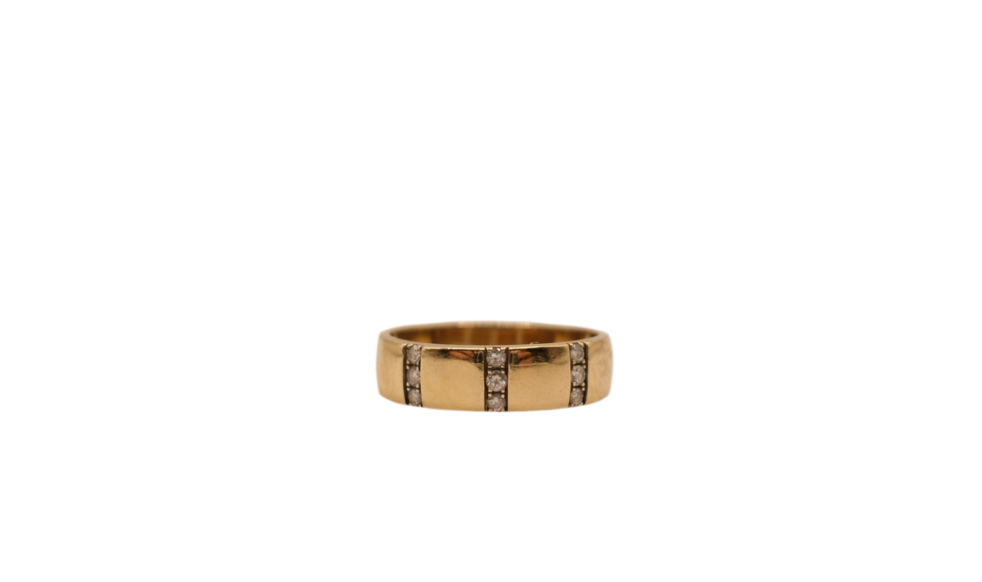 9ct RING