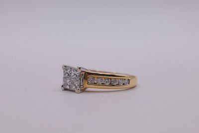 18ct Diamond Ring