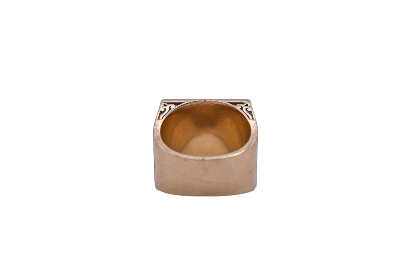 9ct Pyramid Ring