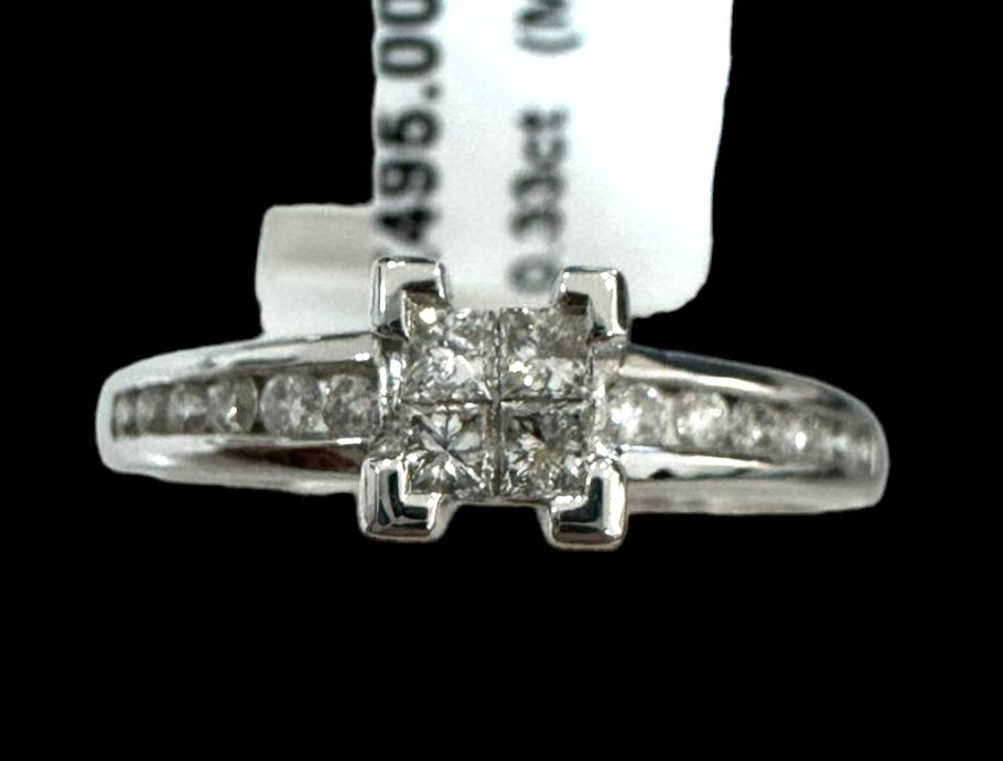 18ct Diamond Ring