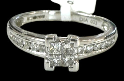 18ct Diamond Ring