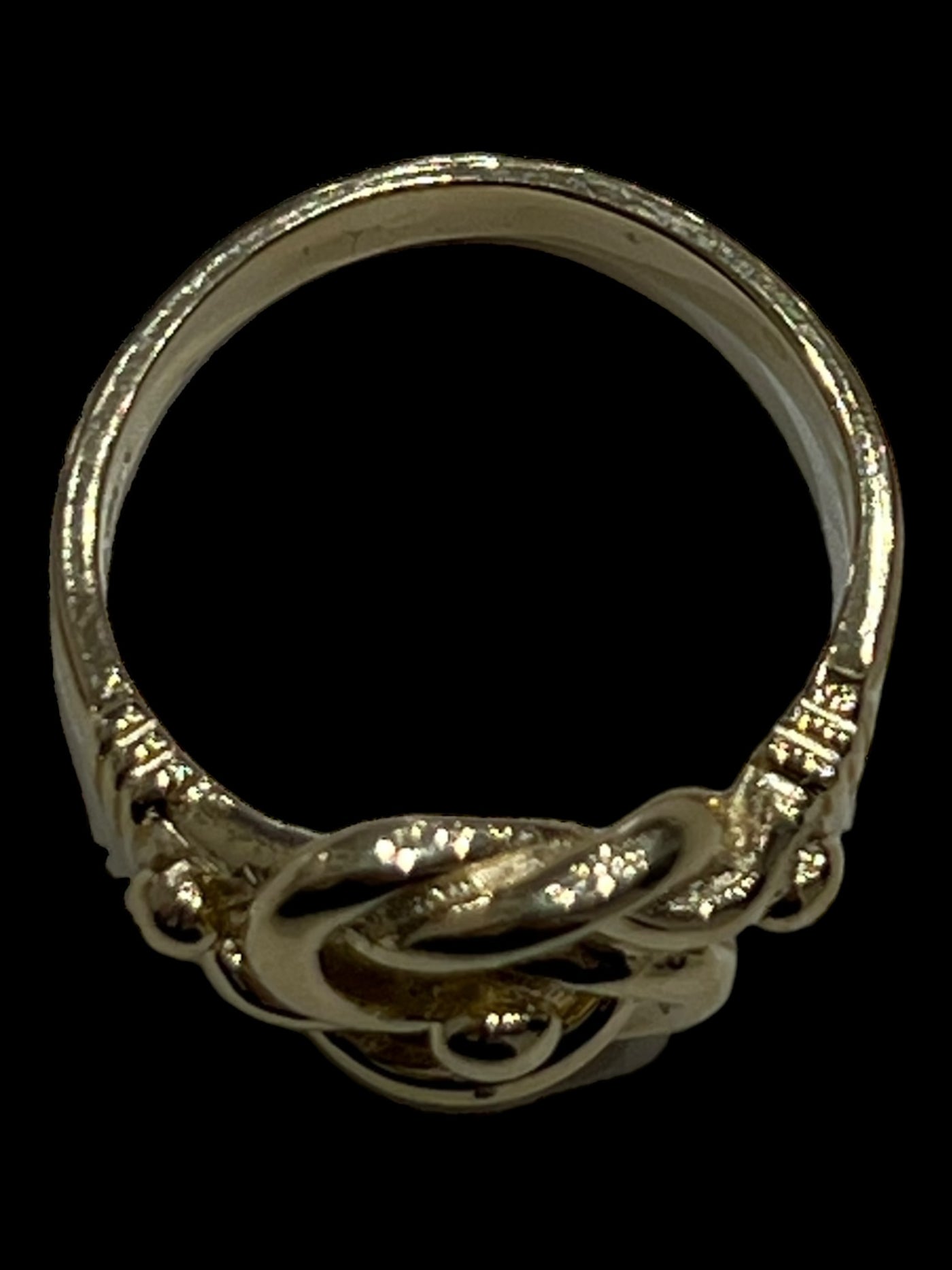 9CT LOVE KNOT RING