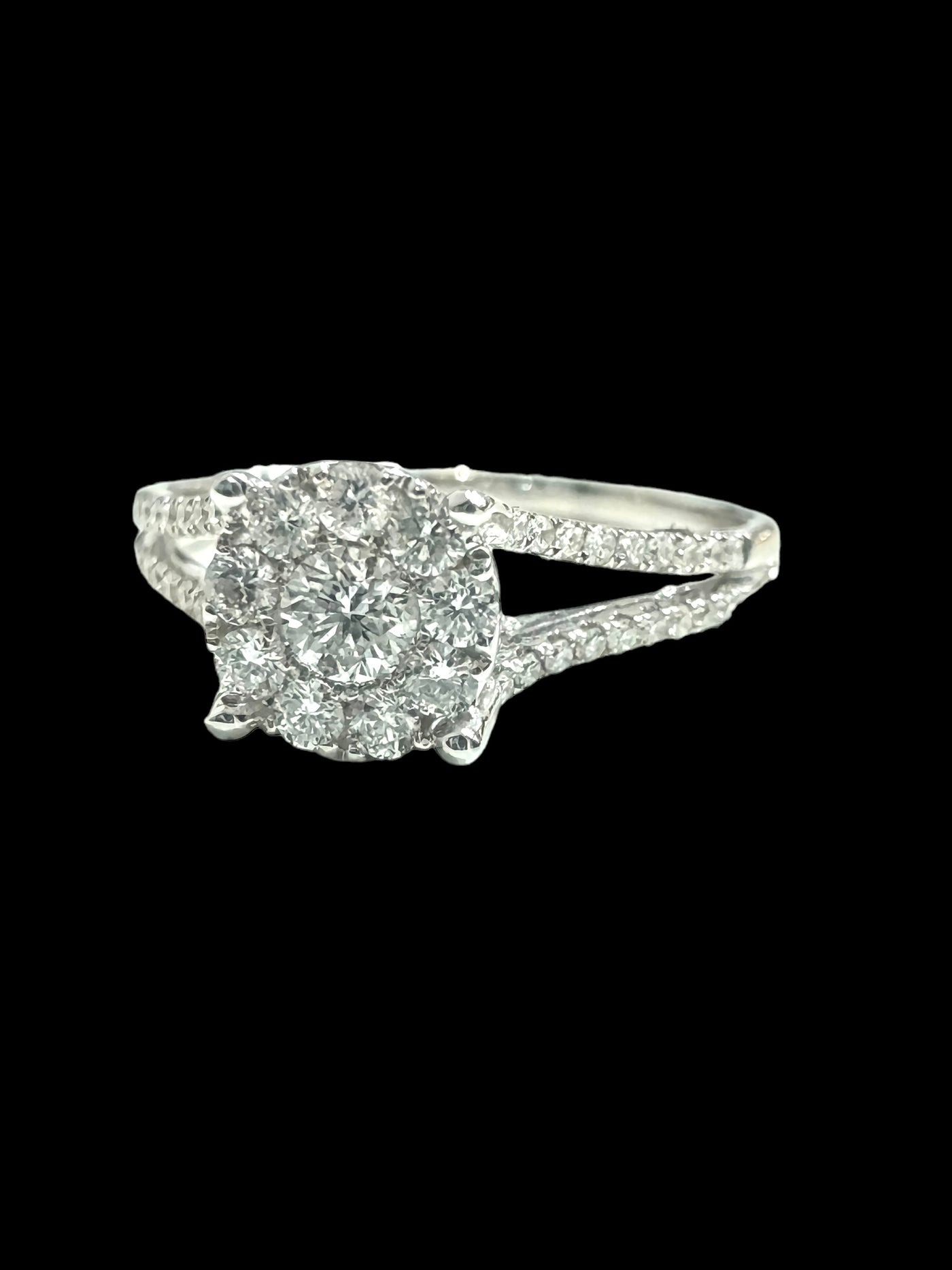 18ct Diamond ring