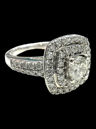 18ct Diamond Ring