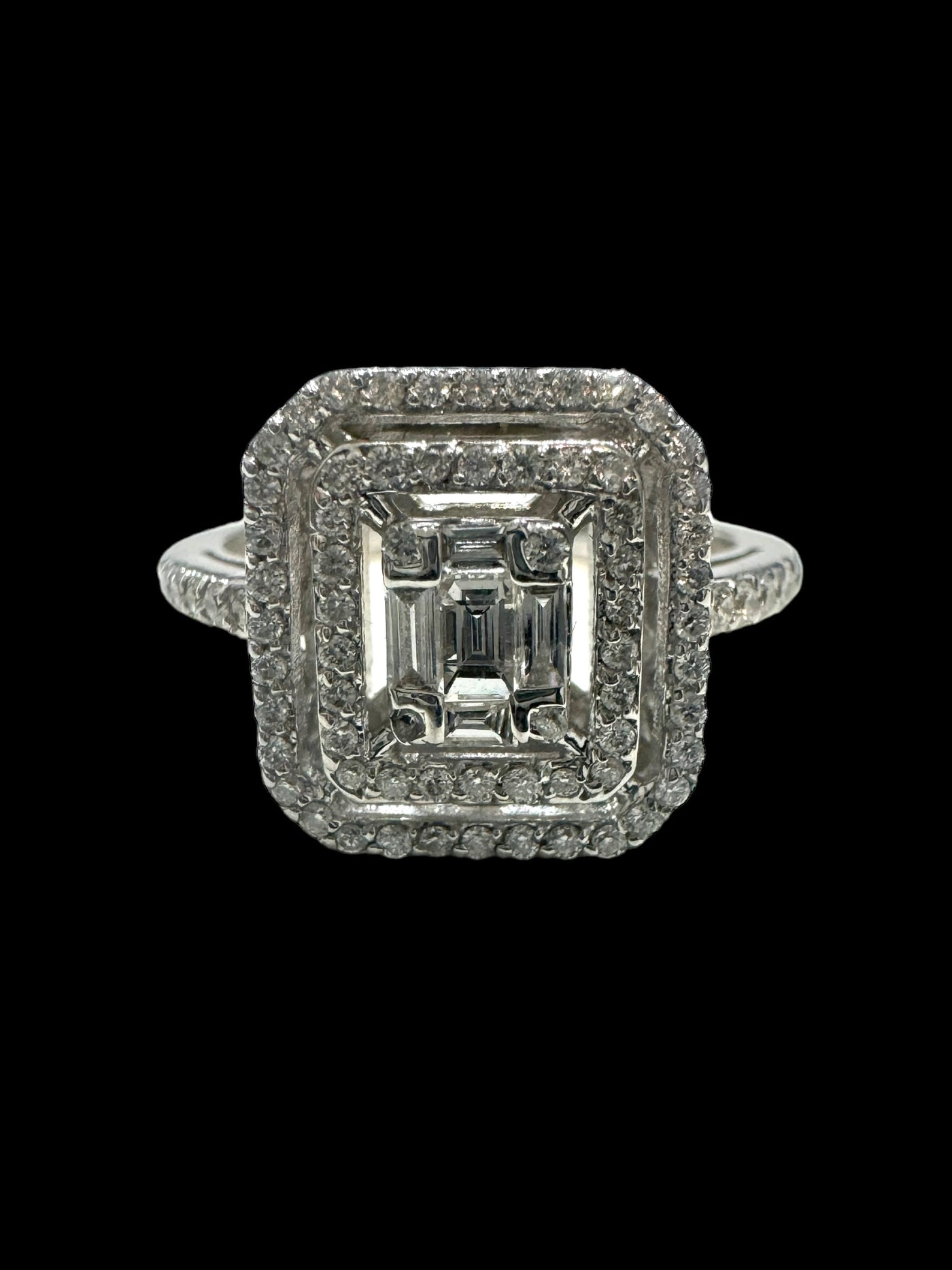 18ct Diamond Ring